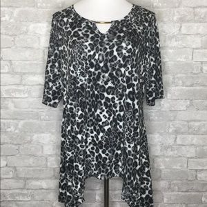 C’est La Vie Cheetah print shark bite hem